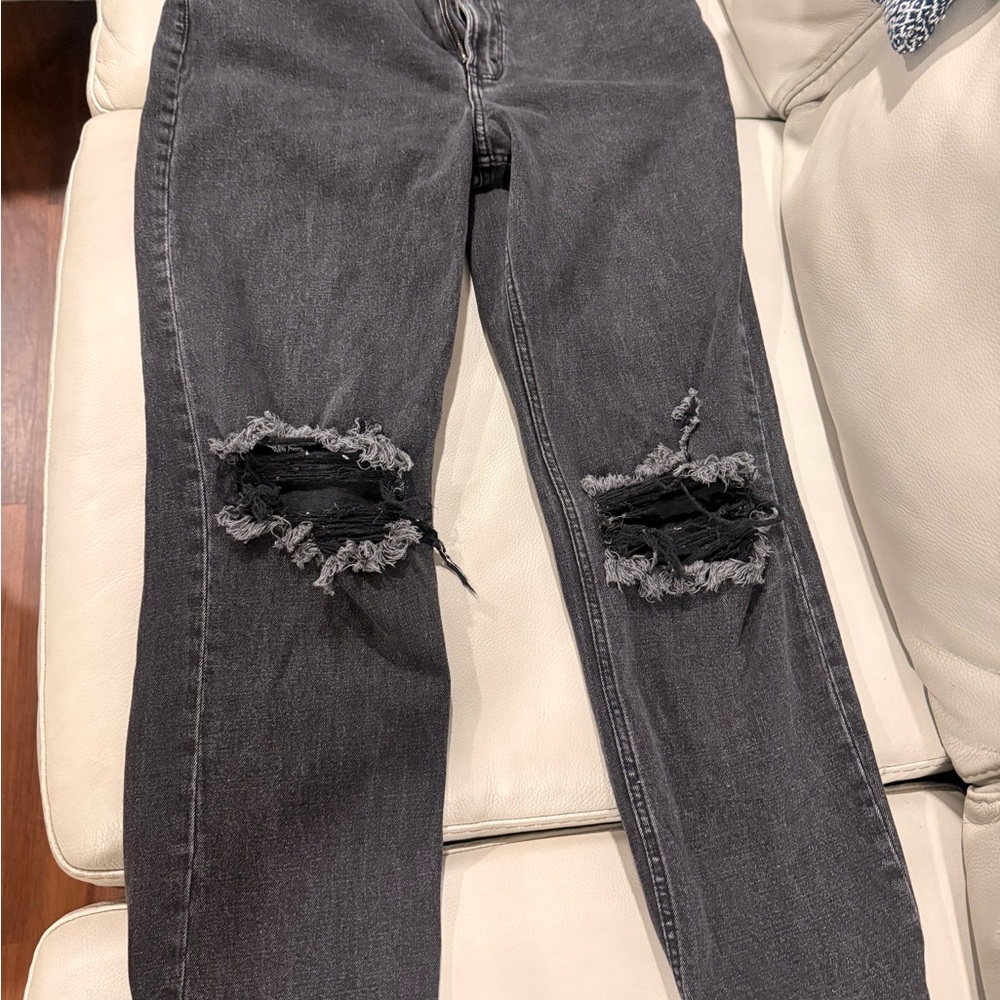 Abercrombie & Fitch Black Distressed Straight-Leg Jeans - Picture 7 of 7